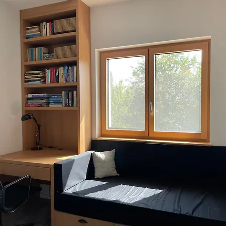 Bert Apartment